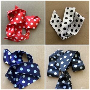 4 beautiful stylists scarves 💝 4 scarves for $20 💝